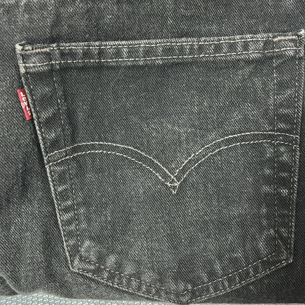 Vintage Levi’s 550 Relaxed Fit W33 L34 Black Jeans Red Tag Denim Pants